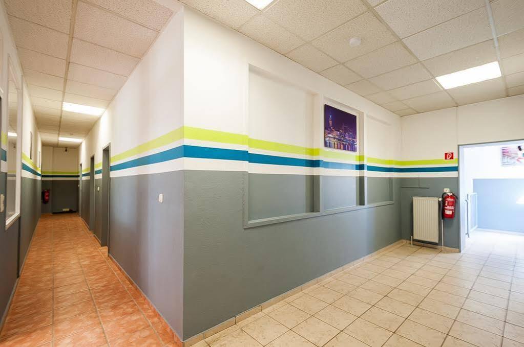 K 357 - Staffboarding - Personal- Und Monteurzimmervermietung Und Vermittlung In Hamburg Und Umgebung Dış mekan fotoğraf